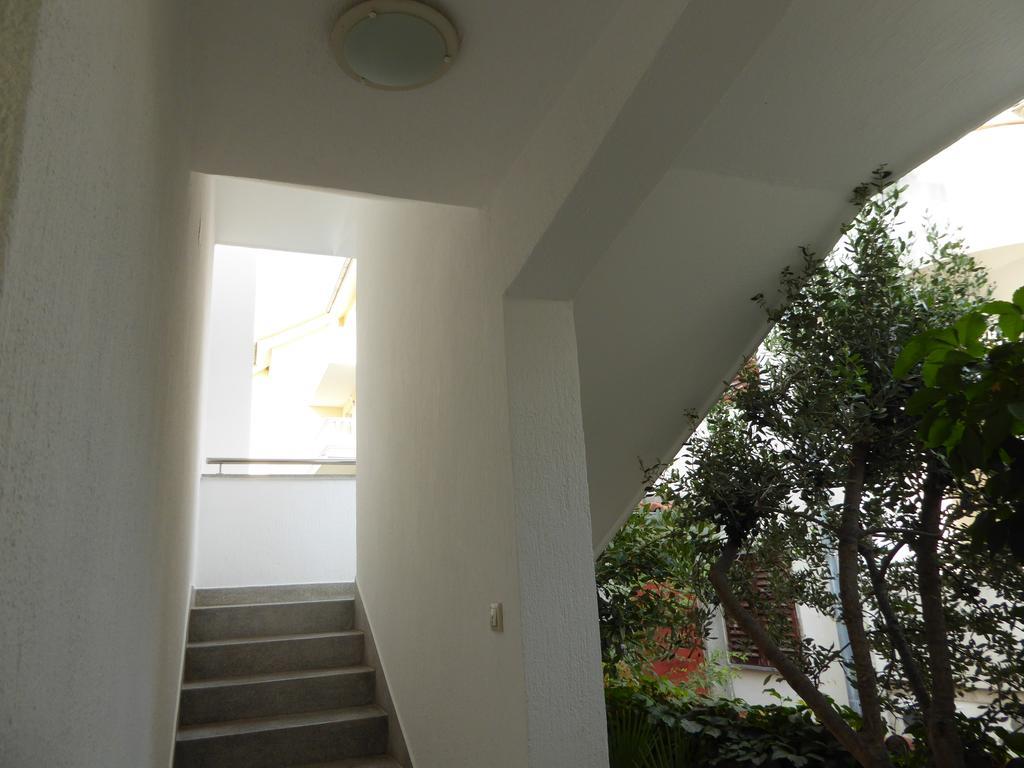 Apartments Bojanic Vodice Exteriör bild