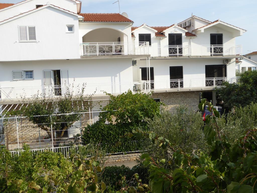 Apartments Bojanic Vodice Exteriör bild