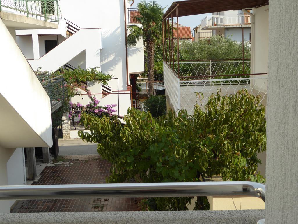 Apartments Bojanic Vodice Exteriör bild