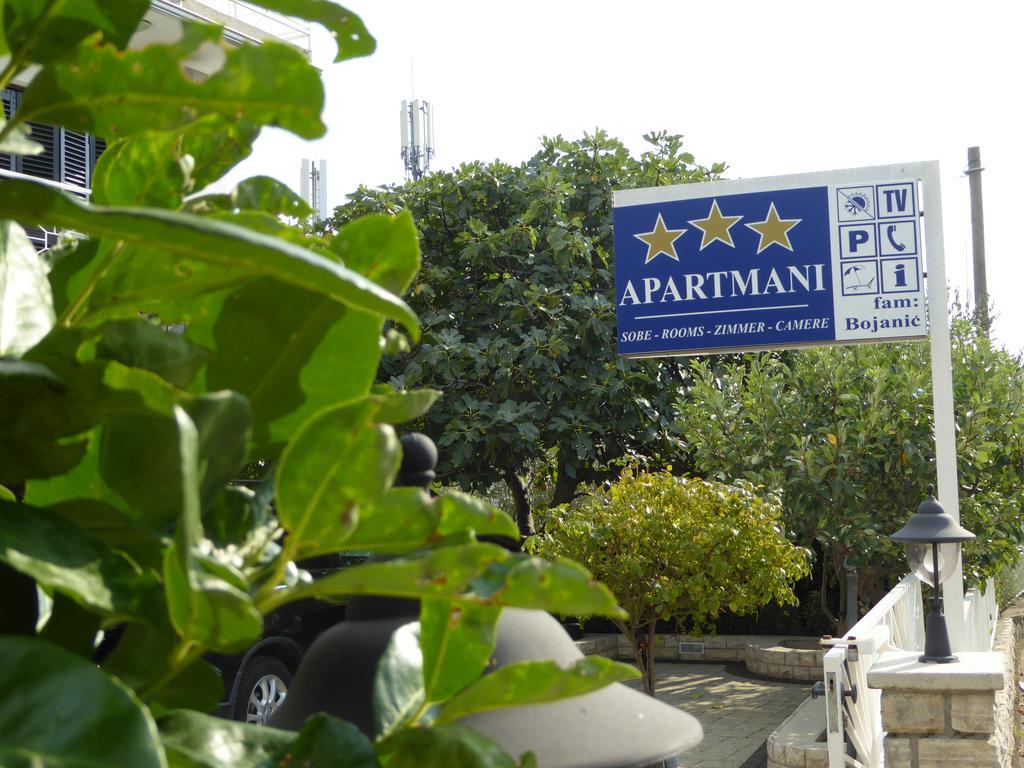 Apartments Bojanic Vodice Exteriör bild